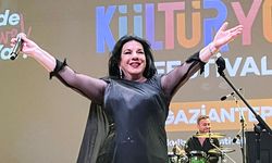 Hülya Süer’den single müjdesi