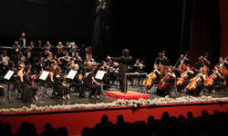 Senfoni orkestrasından etkileyici konser