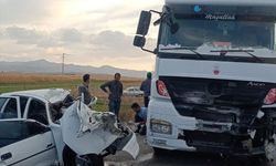 T trafik kazasında ölen 3 kişi Eskişehir'de son yolculuklarına uğurlandı