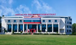 Yılın Havacılık Seminer ve Konferans Projesi Ödülü Antalya Belek Üniversitesi'nin