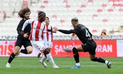 Sivasspor 3 puanı 3 golle aldı