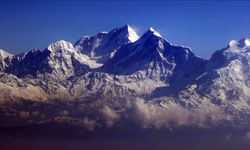 Nepal'de Dhaulagiri Dağı'na tırmanan 5 Rus dağcı, hayatını kaybetti