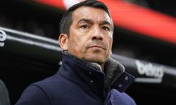 Beşiktaş’ta Van Bronckhorst Dönemi Kapandı! Sergen Yalçın Geri Mi Dönüyor?