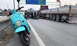 Kocaeli'de tırla çarpışan motosikletteki sürücü öldü