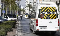 Okul servislerinde yeni dönem başlıyor! Okul Servis Şoförleri Dikkat Yönetmenlik Değişikliği Yayımladı!