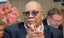 Dünyaca ünlü müzik yapımcısı Quincy Jones hayatını kaybetti