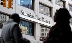 S&P, Türkiye'nin kredi notunu yükseltti