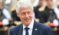 Eski ABD Başkanı Clinton hastaneye kaldırıldı