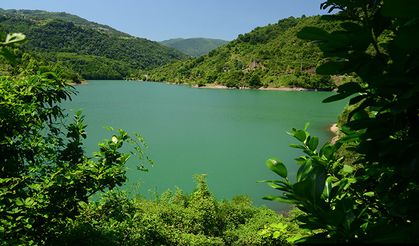 Tek Perdelik Bir Oyun: Su, Su Gibi Akıp Gitti