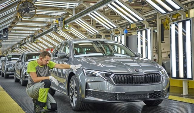 Skoda'nın Octavia modelinin üretimi Kvasiny fabrikasında da başladı