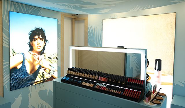 Armani Beauty, Türkiye'deki İlk Pop-Up Mağazası Armani Mare'yi Bodrum'da Açtı!