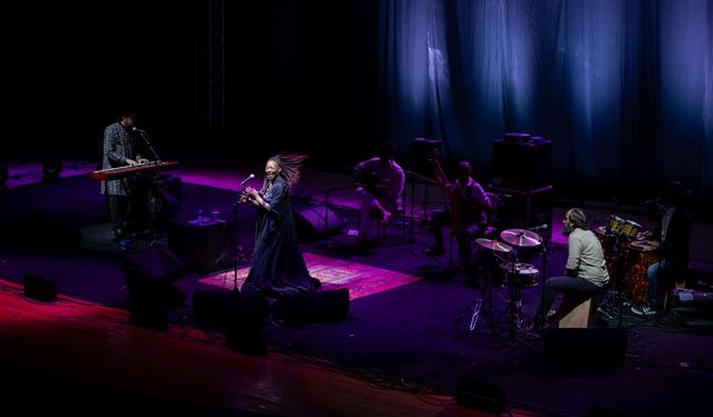 İspanyol şarkıcı Buika, Bilkent Odeon'da konser verdi