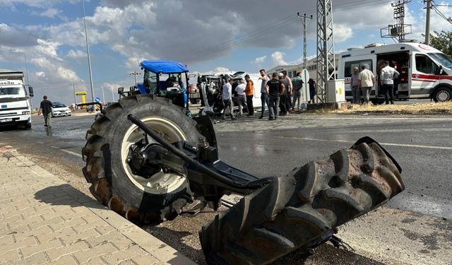 Adıyaman'da traktör ile minibüsün çarpışması sonucu 4 kişi yaralandı