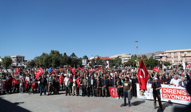 Erzurum, Kars, Iğdır, Erzincan ve Ardahan'da İsrail'in Filistin'e yönelik saldırıları protesto edildi