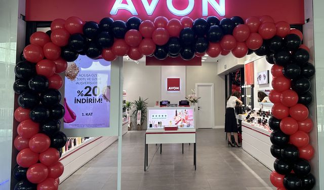 Avon İzmir’deki 5. satış noktasını hizmete açtı