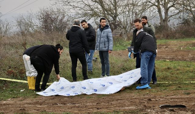 Sakarya'da bir kişi başından vurulmuş halde ölü bulundu