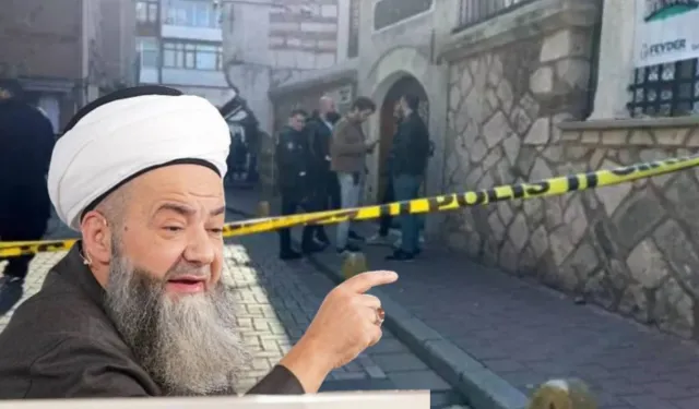 Fatih'te cami avlusunda silahla havaya ateş açan zanlı yakalandı