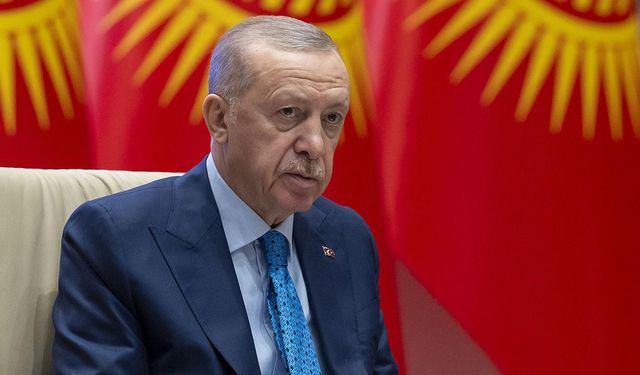 Cumhurbaşkanı Erdoğan: İsrail'e karşı güçlü duruş sergilemeliyiz