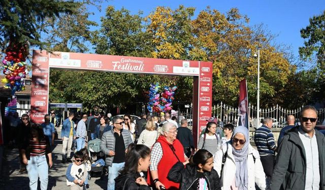 Edirne'deki gastronomi festivalini 28 bin kişi ziyaret etti