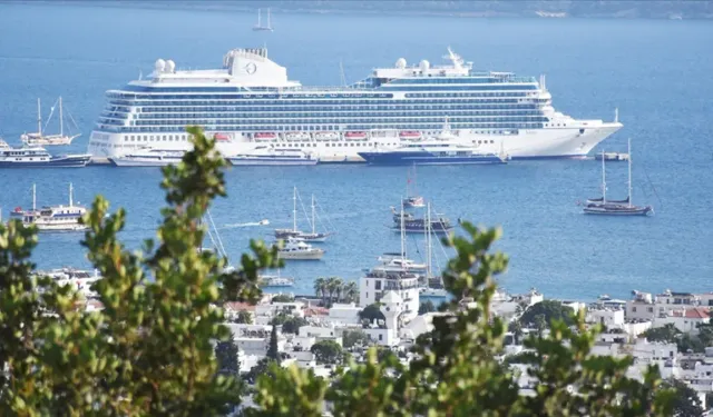 Kruvaziyer Turizmi Türkiye'nin Limanlarında Büyümeye Devam Ediyor