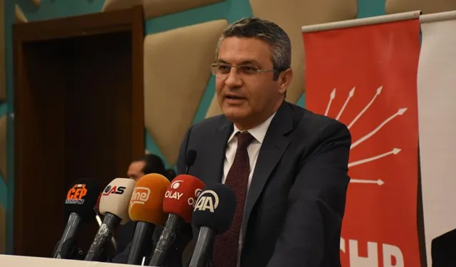 CHP'li Oğuz Kaan Salıcı'dan parti yönetimine sert sözler