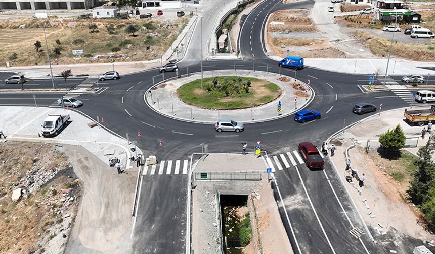 Trafik Güvenliği İçin Turgut Özal Bulvarı'na Yeni Kavşak