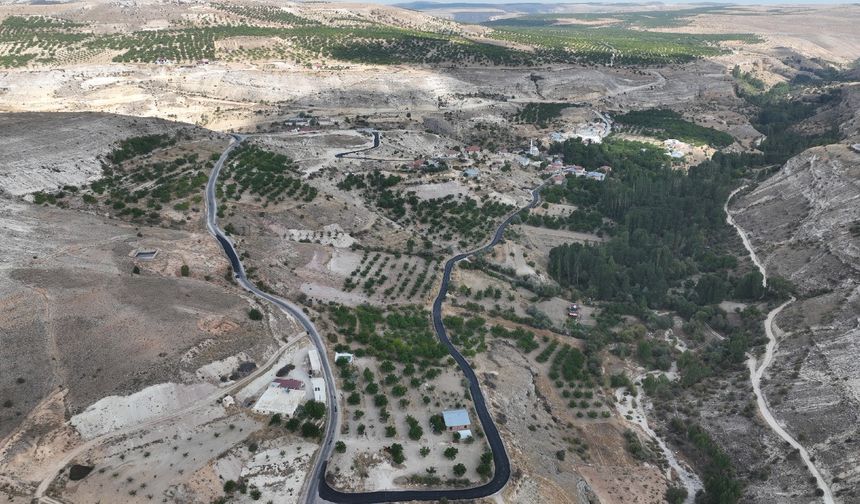 Muğla Büyükşehir Belediyesi, kırsaldaki yol ağlarını güçlendiriyor