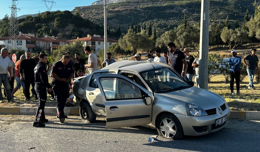 Aydın'daki trafik kazasında 1 kişi öldü, 2 kişi yaralandı