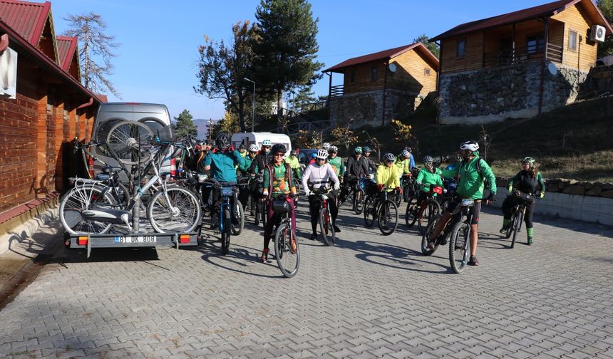 Bisiklet tutkunları Karabük'te pedal çevirecek