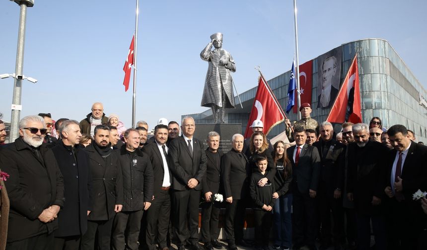 Çelikten yapılan Atatürk heykelinin açılışı gerçekleştirildi