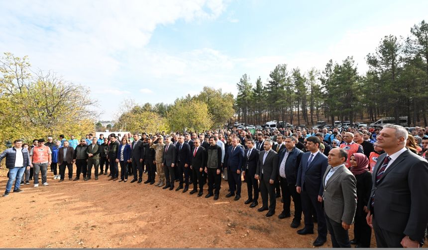 Gaziantep ve çevre illerde fidanlar toprakla buluşturuldu