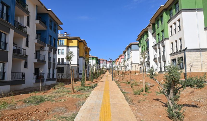 Konutlarına kavuşan afetzedeler kendilerini güvende hissediyor