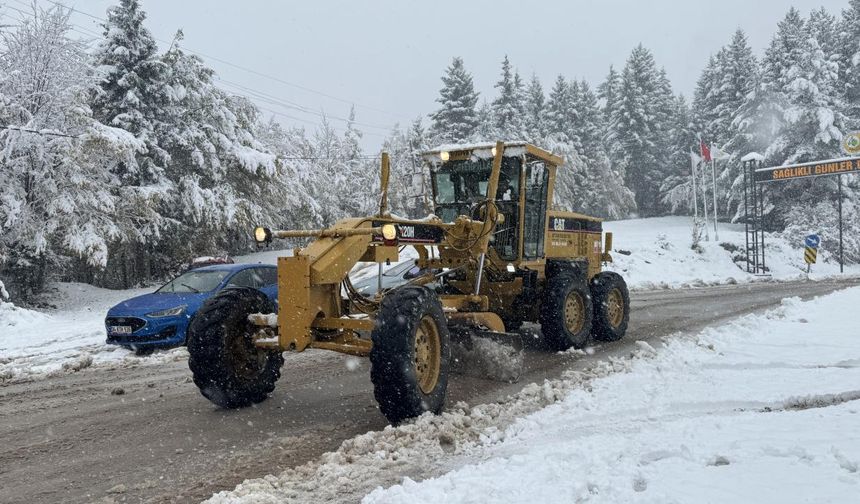 Artvin'de kar nedeniyle 38 köye ulaşım sağlanamıyor