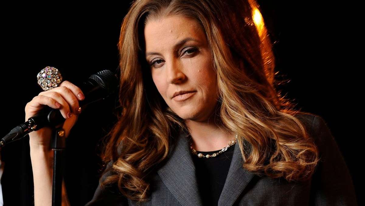 Lisa Marie Presley 2