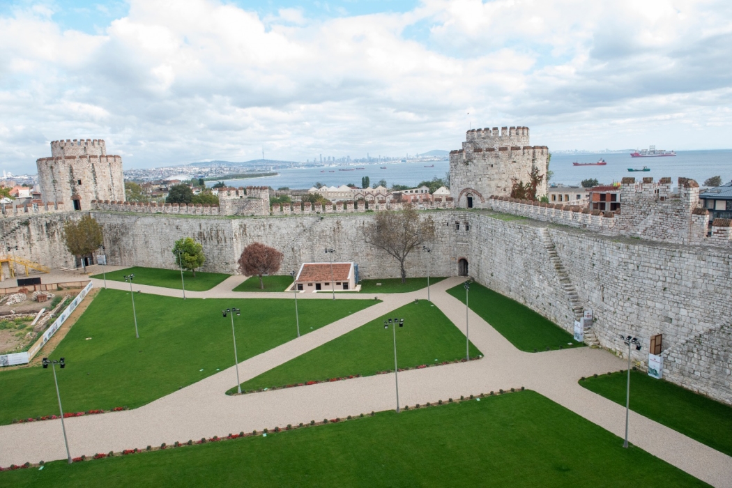 Yedikulezindanları